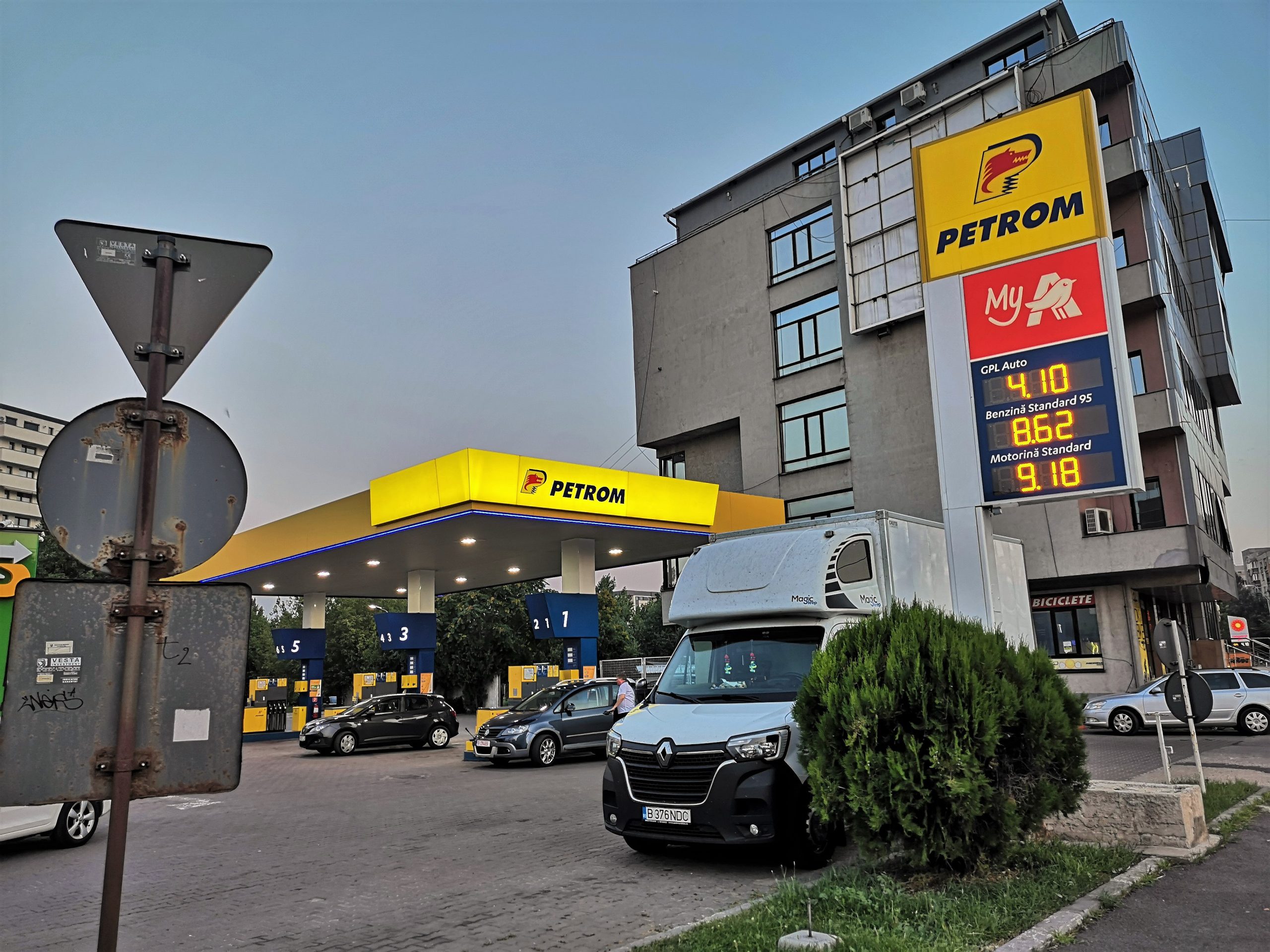Petrom A Făcut Un Profit-record De 10,3 Miliarde De Lei în 2022, Cel Mai Mare Al Unei Companii Din România. Grupul A Anunțat Că Nu Plătește Taxa De Solidaritate