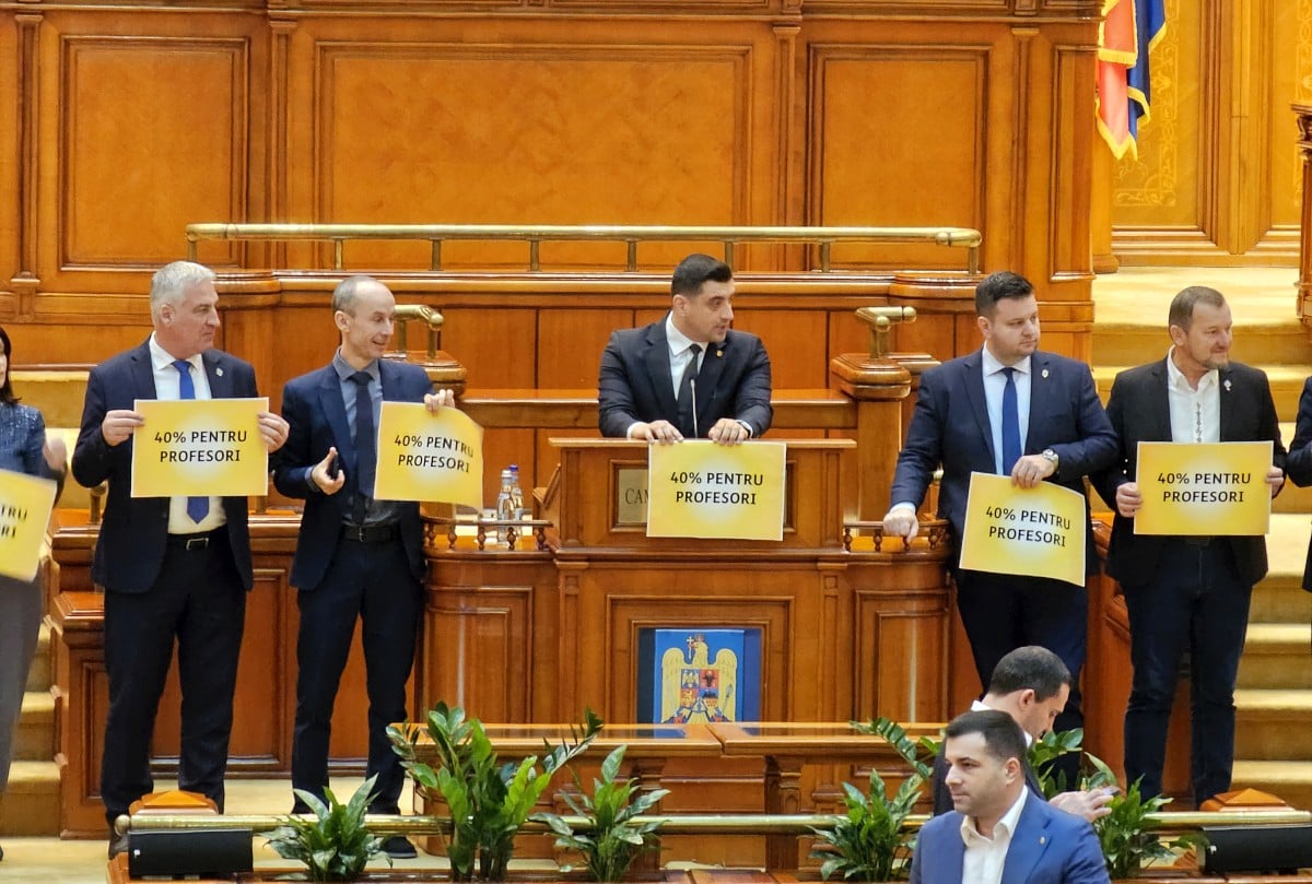 Parlamentarii AUR Au Părăsit Plenul și Nu Vor Vota Bugetul. George Simion: PSD şi PNL Au Respins Majorarea De 40% Promisă Profesorilor